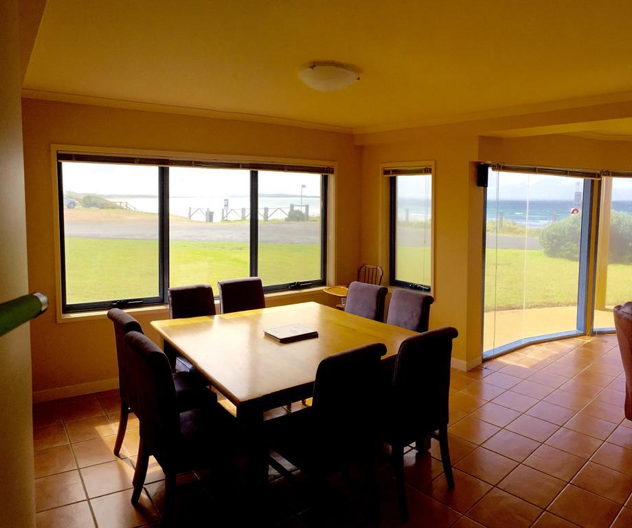 Horizons Beachfront Apartment Port Fairy Esterno foto