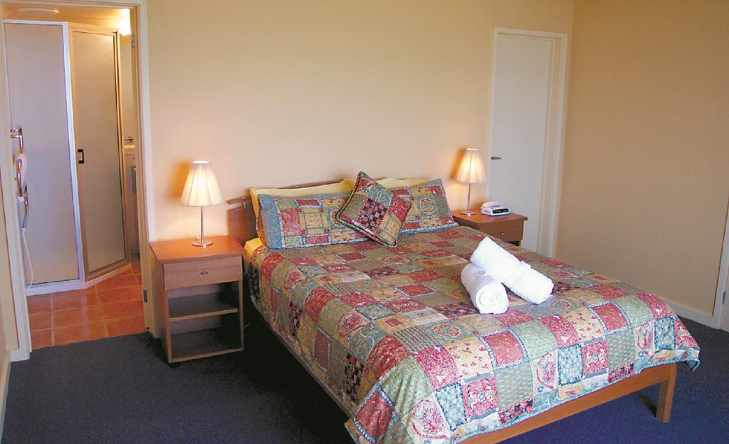 Horizons Beachfront Apartment Port Fairy Esterno foto